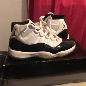 They are used a couple of times but in the top are shiny and not creased.